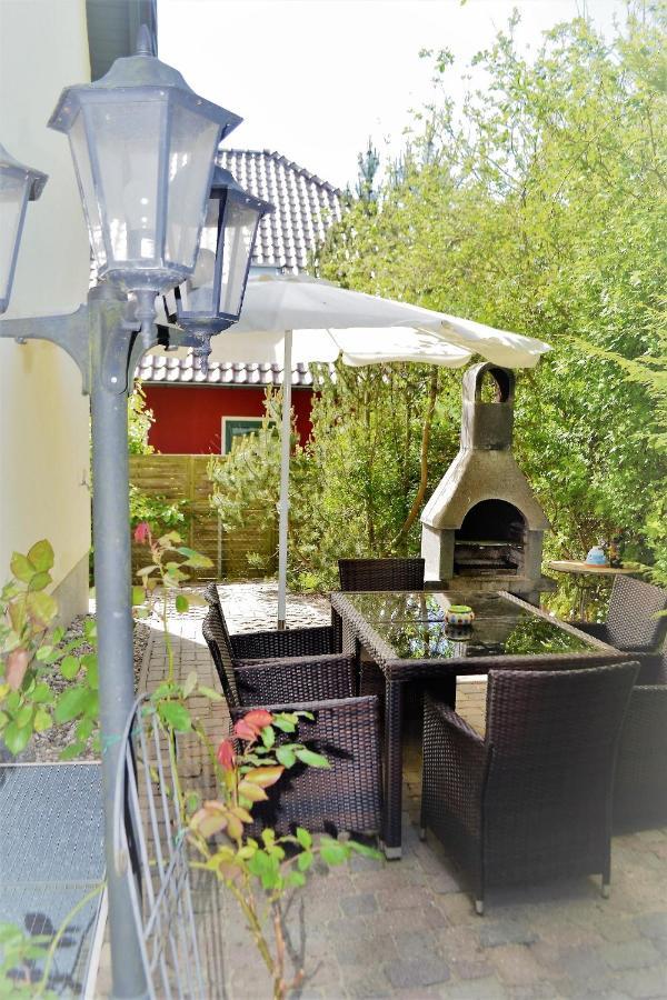 Ferienhaus - Mittendrin Lancken-Granitz Kültér fotó