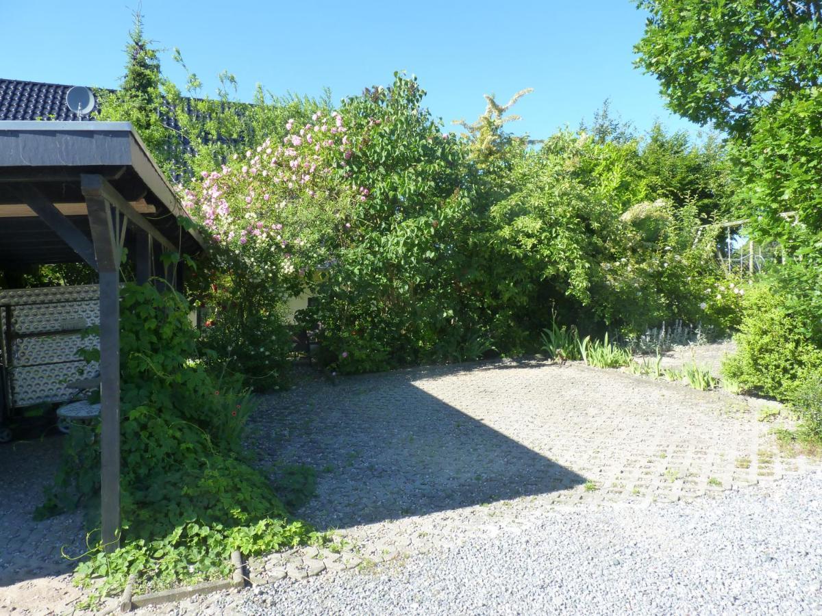 Ferienhaus - Mittendrin Lancken-Granitz Kültér fotó